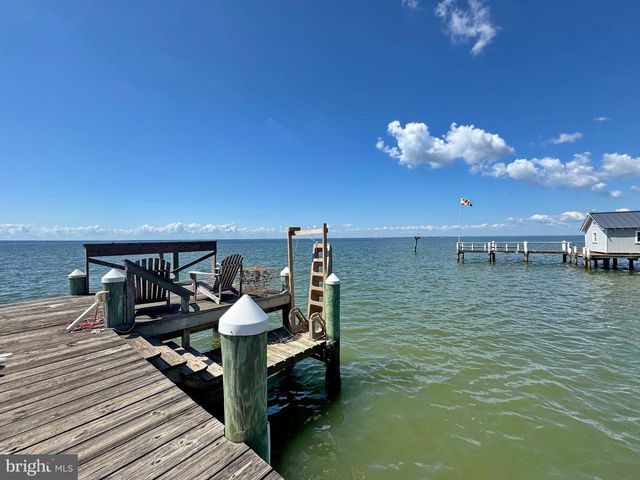 15445 POTOMAC RIVER DR, Cobb Island, MD 20625