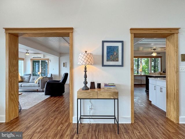 15445 POTOMAC RIVER DR, Cobb Island, MD 20625
