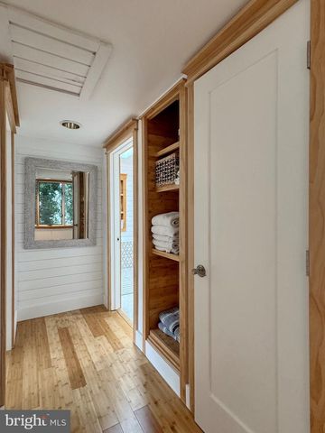 15445 POTOMAC RIVER DR, Cobb Island, MD 20625