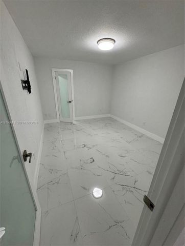 19314 SW 121st Ct, Miami, FL 33177