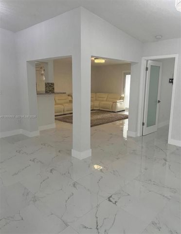 19314 SW 121st Ct, Miami, FL 33177