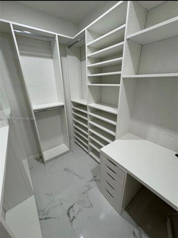 19314 SW 121st Ct, Miami, FL 33177