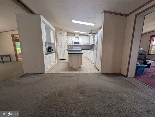 180 ST CLAIR AVE, Pottsville, PA 17901
