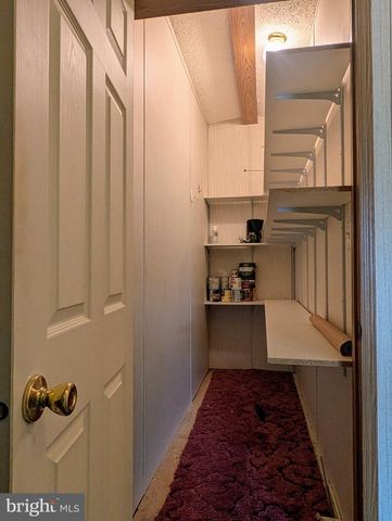 180 ST CLAIR AVE, Pottsville, PA 17901