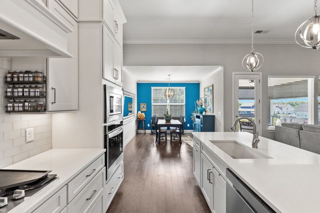 530 Oakvale Ln, Mount Juliet, TN 37122