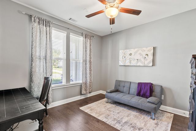 530 Oakvale Ln, Mount Juliet, TN 37122