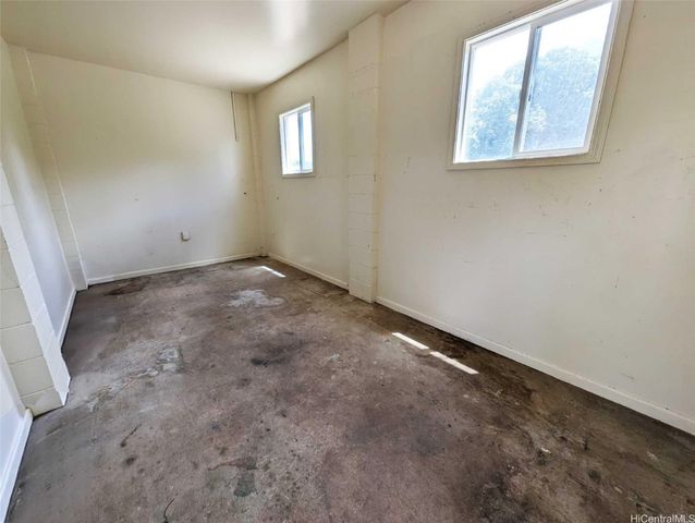 94-027 Nawaakoa Place 1, Waipahu, HI 96797