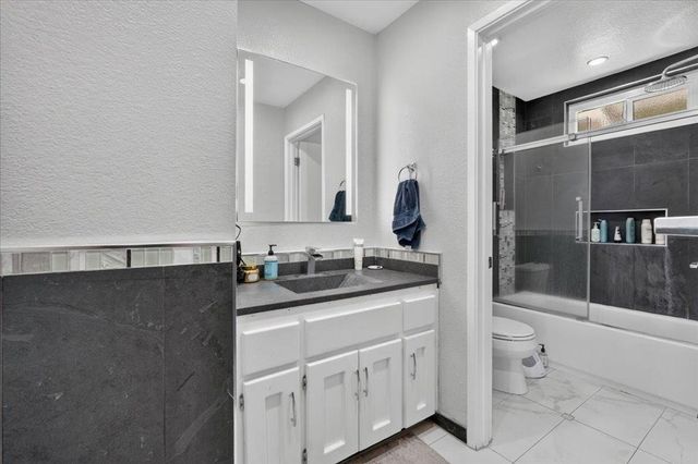 4 Carriage Lane, Scotts Valley, CA 95066