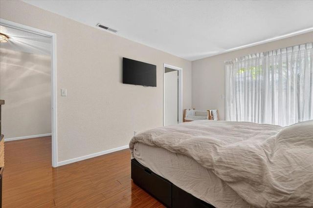 4 Carriage Lane, Scotts Valley, CA 95066
