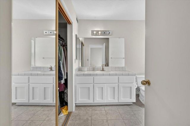 4 Carriage Lane, Scotts Valley, CA 95066