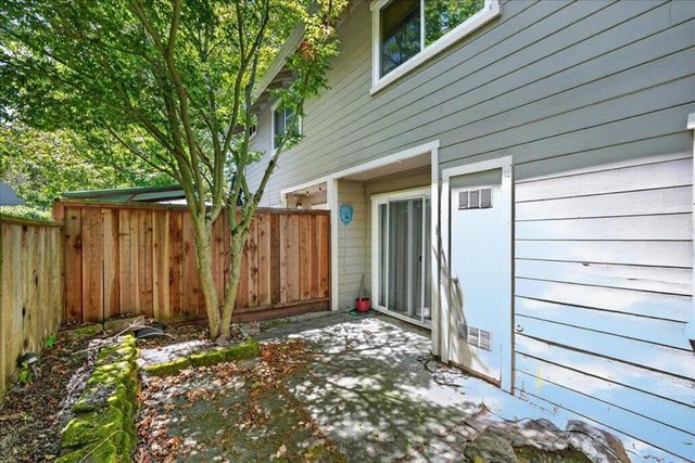4 Carriage Lane, Scotts Valley, CA 95066