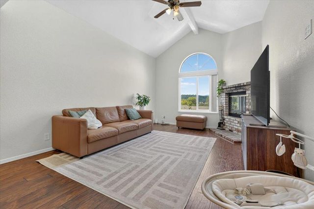 4 Carriage Lane, Scotts Valley, CA 95066