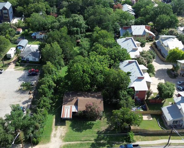 1806 Fortview RD, Austin, TX 78704