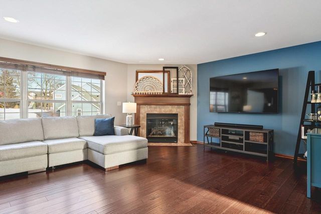 N57W24444 Falcon COURT, Sussex, WI 53089