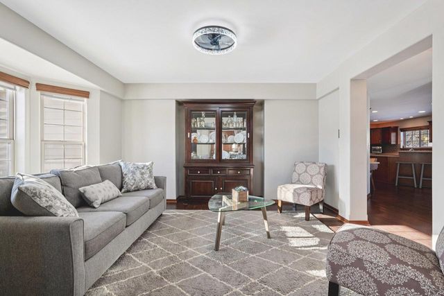 N57W24444 Falcon COURT, Sussex, WI 53089