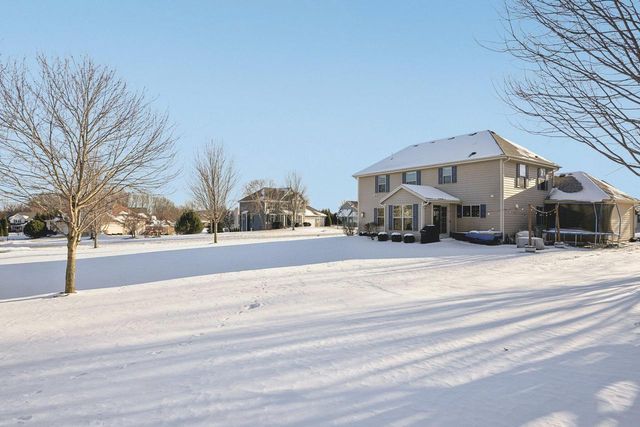 N57W24444 Falcon COURT, Sussex, WI 53089
