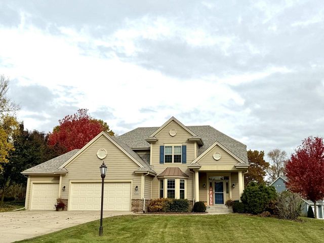 N57W24444 Falcon COURT, Sussex, WI 53089