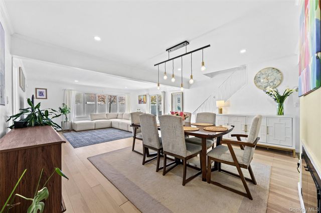 170 Scooter Lane, Hicksville, NY 11801