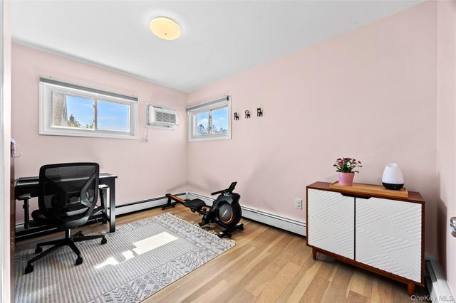 170 Scooter Lane, Hicksville, NY 11801
