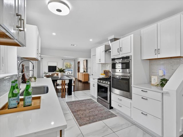 5626 Mccommas Boulevard, Dallas, TX 75206