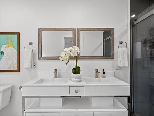 5626 Mccommas Boulevard, Dallas, TX 75206