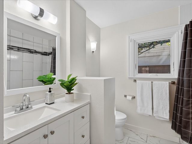 5626 Mccommas Boulevard, Dallas, TX 75206