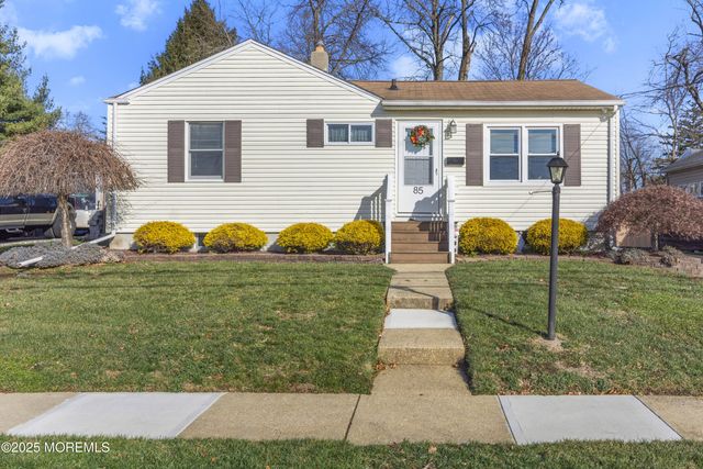 85 Helen Avenue, Freehold, NJ 07728