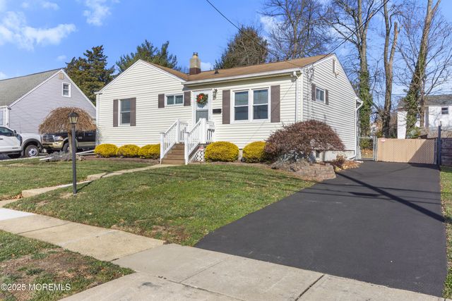 85 Helen Avenue, Freehold, NJ 07728