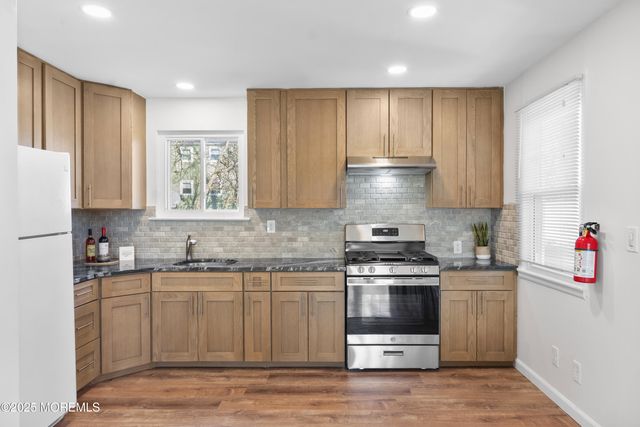 85 Helen Avenue, Freehold, NJ 07728