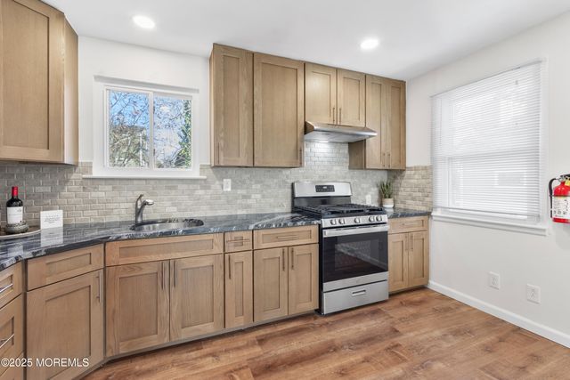 85 Helen Avenue, Freehold, NJ 07728