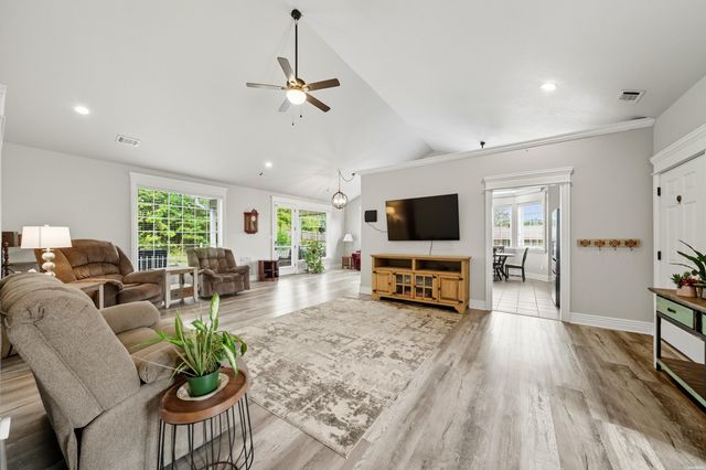 120 Cocanauer, Hot Springs, AR 71913