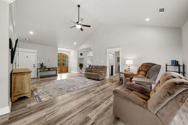 120 Cocanauer, Hot Springs, AR 71913