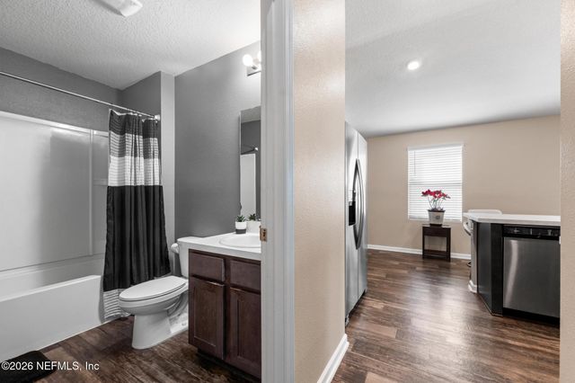 6188 BUCKING BRONCO Drive, Jacksonville, FL 32234