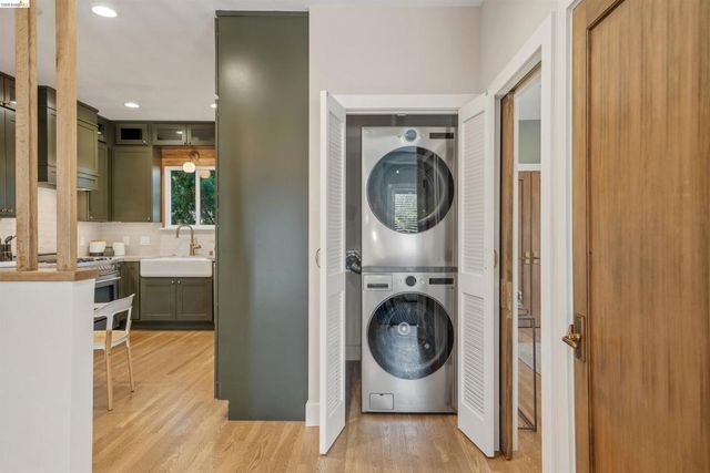 2635 Mathews St, Berkeley, CA 94702