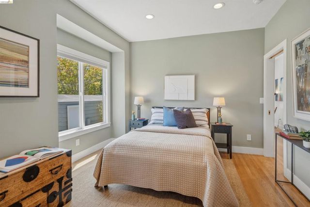 2635 Mathews St, Berkeley, CA 94702