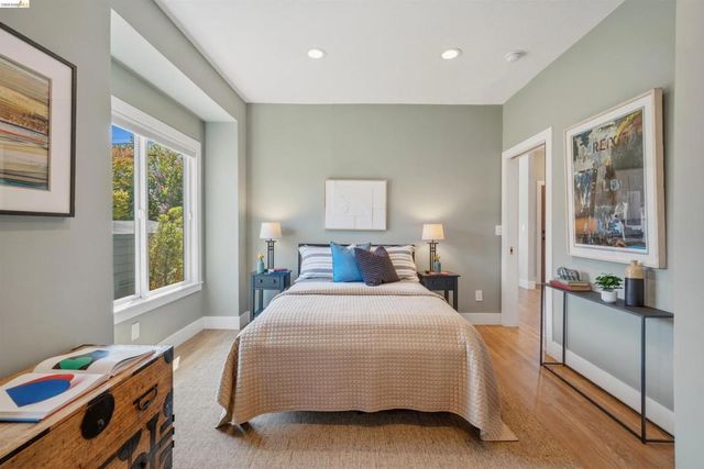 2635 Mathews St, Berkeley, CA 94702