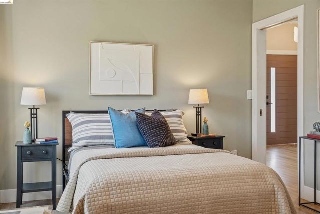 2635 Mathews St, Berkeley, CA 94702