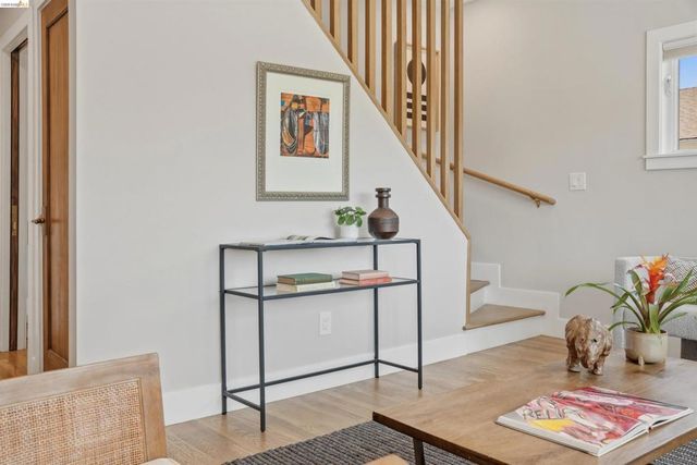 2635 Mathews St, Berkeley, CA 94702