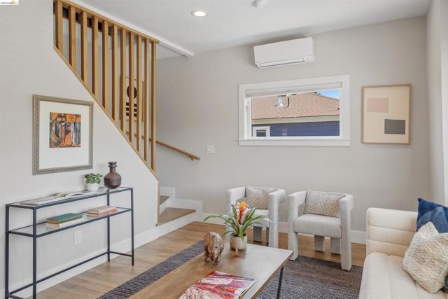 2635 Mathews St, Berkeley, CA 94702