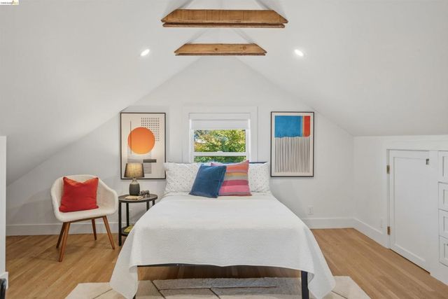 2635 Mathews St, Berkeley, CA 94702