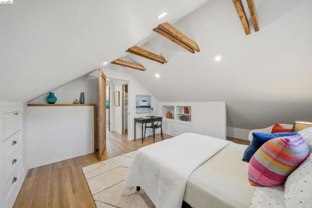 2635 Mathews St, Berkeley, CA 94702