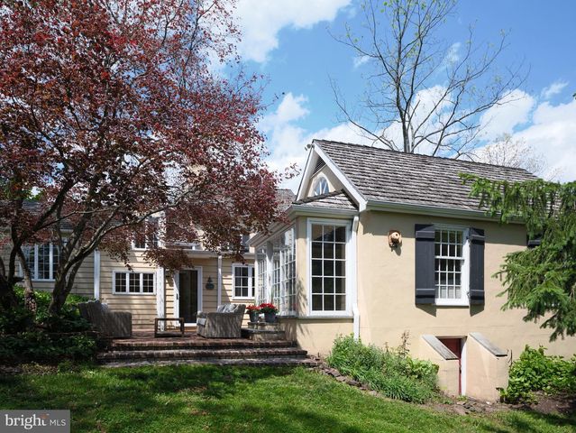 2135 S SUGAN RD, New Hope, PA 18938
