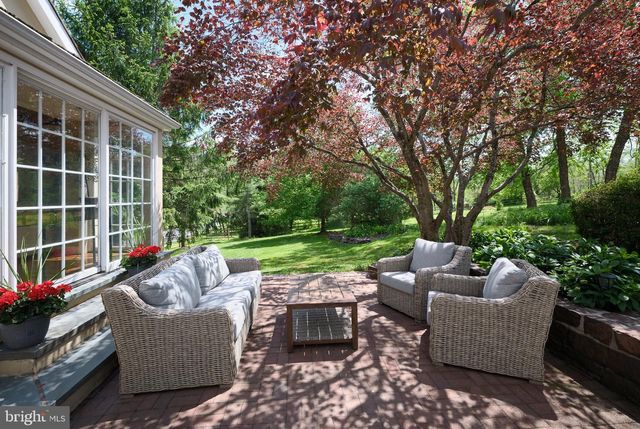 2135 S SUGAN RD, New Hope, PA 18938