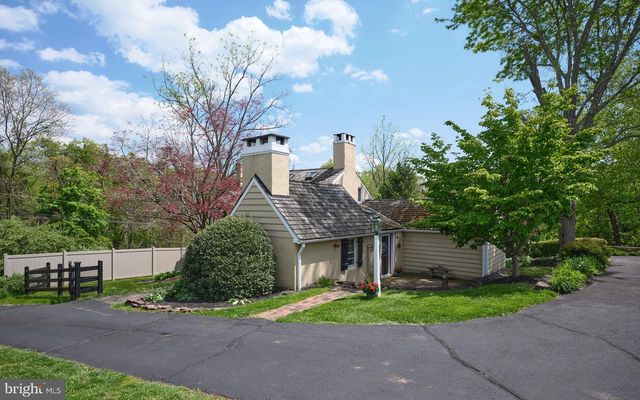 2135 S SUGAN RD, New Hope, PA 18938