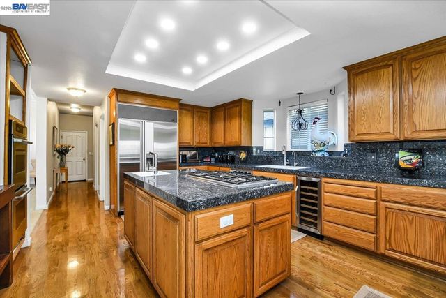 82 Edgeview Ct, Discovery Bay, CA 94505