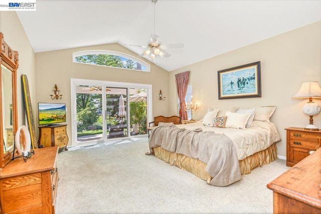 82 Edgeview Ct, Discovery Bay, CA 94505