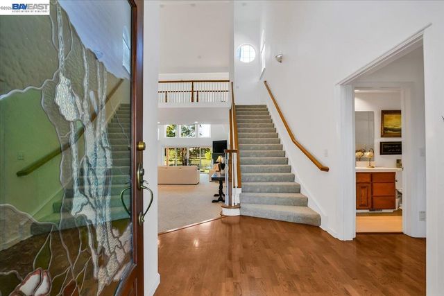 82 Edgeview Ct, Discovery Bay, CA 94505