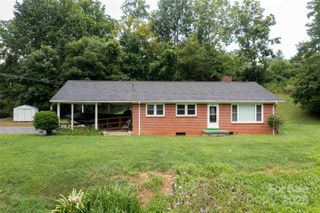 40 Double Island Road, Burnsville, NC 28714