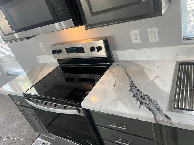 10701 N 99TH Avenue 65, Peoria, AZ 85345