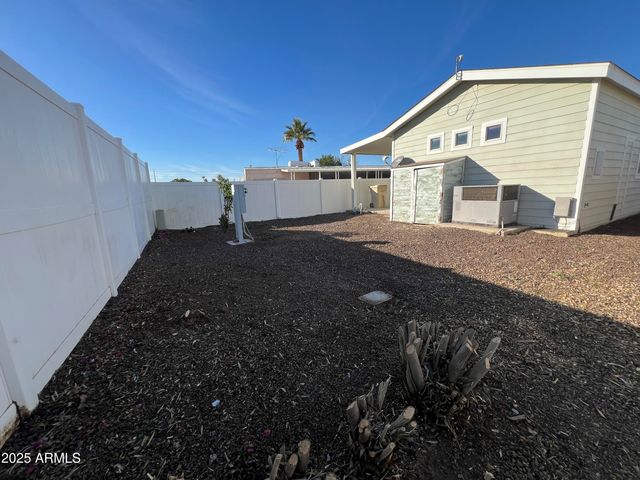 10701 N 99TH Avenue 65, Peoria, AZ 85345